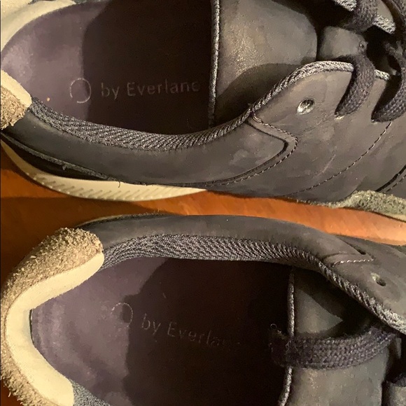 Navy Tread by Everlane sneakers - Picture 3 of 6